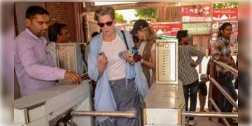 Read more about - করোনা ভাইরাসের জেরে ভারতে কমে গেল বিদেশী পর্যটকদের আগমন!‌ স্বরাষ্ট্রমন্ত্রকের রিপোর্টে উদ্বেগ ছড়ায়