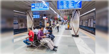 Read more about - Kolkata Metro | মেট্রোর সিগন্যালিং ব্যবস্থায় ত্রুটি, সাতসকালেই ব্যাহত কলকাতা মেট্রোর ব্লু লাইনের পরিষেবা!