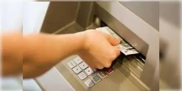 Read more about - এটিএম জালিয়াতি! এবার বউবাজারের এটিএম থেকেও খোয়া গেল প্রায় ২৫ লক্ষ টাকা