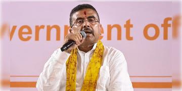 Read more about - Suvendu Adhikari | রাজ্যে ১৪,৪৫৪টি শূন্যপদে নিয়োগের সিদ্ধান্ত মন্ত্রিসভার, ‘কর্মবন্ধু’দের বেতন বাড়ানোর ঘোষণা মুখ্যমন্ত্রীর!