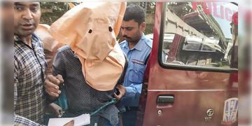 Read more about - Durgapur Rape Case | দুর্গাপুর ধর্ষণ কান্ডের মূল অভিযুক্ত গ্রেফতার, ধরিয়ে দিলেন নিজেরই বোন!