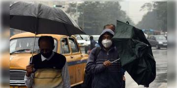 Read more about - West Bengal Weather | মাস শেষে বদল পশ্চিমবঙ্গের আবহাওয়ায়! শীতের আমজের মধ্যেই বৃষ্টির পূর্বাভাস দক্ষিণবঙ্গের একাধিক জেলায়!