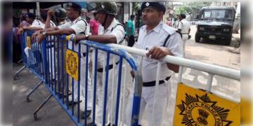 Read more about - Kolkata Traffic | ঈদ উপলক্ষে শহরের একাধিক রাস্তায় ঘুরিয়ে দেওয়া হচ্ছে গাড়ি! বন্ধ পণ্যবাহী গাড়ির প্রবেশেও