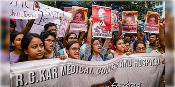 Read more about - RG Kar । বিচারহীন ১০০ দিন ! তিলোত্তমার ন্যায়বিচারের দাবিতে চলছে আন্দোলন