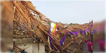 Read more about - Uttar Pradesh | ধর্মীয় অনুষ্ঠানের মঞ্চ ভেঙে মৃত্যু ৭ জনের! ধ্বংসাবশেষের তলায় চাপা পড়ে আরও ৮০ জন