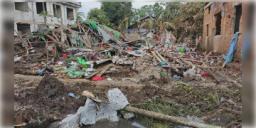 Read more about - Myanmar | মায়ানমারে বোমা হামলা, গুড়িয়ে গিয়েছে দুটি বেসরকারি উচ্চ বিদ্যালয়! মৃত ১৯ পড়ুয়ার