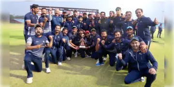 Read more about - অনুষ্টুুপের শতরানের উপর নির্ভর করেই পুদুচেরিকে পরাজিত করে জয়ের মুকুট ছিনিয়ে নিল বাংলা