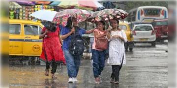 Read more about - Weather Update | আজও বৃষ্টি দক্ষিণবঙ্গে, জারি হলুদ সতর্কতা, সারাদিন কেমন থাকবে কলকাতার আবহাওয়া?