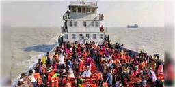 Read more about - মানবাধিকার লঙ্ঘনের অভিযোগে বাংলাদেশে ১৮০০ রোহিঙ্গাকে নির্জন দ্বীপে পাঠানো হলো।  