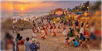 Read more about - Digha | দিঘায় ‘মায়ের আগমনী’ অনুষ্ঠান, বন্ধ দোকান পাট, বসেছে সরকারি স্টল!