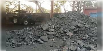Read more about - কয়লা কাণ্ডে এবার তদন্তে দুর্গাপুর পুলিশ কমিশনারেট, উদ্ধার হয়েছে প্রায় ১৫০ টন অবৈধ মজুত কয়লা 