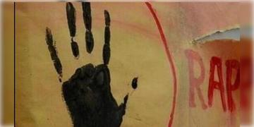 Read more about - Patna | সরকারি হাসপাতালে মেলেনি বেড, অ্যাম্বুল্যান্সেই মৃত্যু ধর্ষিতা নাবালিকার! পাটনায় উত্তেজনা!