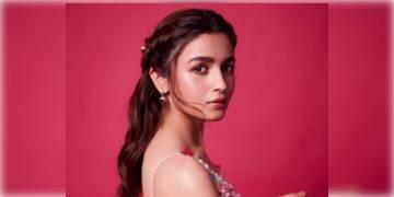 Read more about - করোনার গ্রাসে এবার বলিউড অভিনেত্রী আলিয়া ভাট, মধ্যরাতে নিজের ইনস্টাগ্রাম স্টোরিতে একথা জানান তিনি