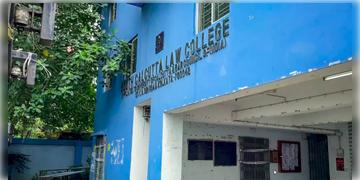 Read more about - Kasba Law College | সোমেই খুলতে পারে আইন কলেজের দরজা! আদালতে জানালেন কসবা কাণ্ডের আইনজীবী