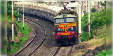 Read more about - ঘূর্ণীঝড় ইয়াসের আগমনে বাতিল একগুচ্ছ ট্রেন, বাতিল ট্রেনের  তালিকা প্রকাশ করল রেলওয়ে কর্তৃপক্ষ