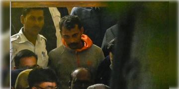 Read more about - R G Kar Case | ‘তিন জনের নামই সামনে আসেনি’! বিস্ফোরক অভিযোগ সঞ্জয়ের নতুন আইনজীবীর!