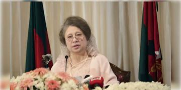 Read more about - Khaleda Zia | চিকিৎসার জন্য বিদেশে যাওয়ার আগেই ফের অসুস্থ খালেদা জিয়া, ভর্তি হাসপাতালে