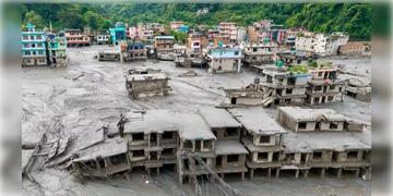 Read more about - Nepal Flash Flood | একই বাড়িতে পড়ে ২৩টি মৃতদেহ! নেপালে হড়পা বানে নিখোঁজ অন্তত ৪০০০