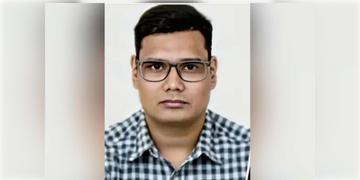 Read more about - Hooghly | বারাণসীতে মৃত্যু উত্তরপাড়ার ডাক্তারি পড়ুয়ার! হোস্টেলের ঘরে মিললো সুইসাইড নোট