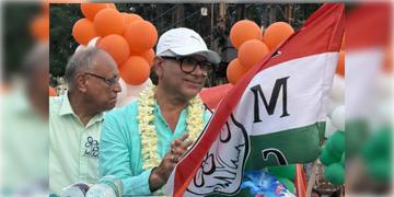 Read more about - Trinamool Congress | দুর্নীতি-তোলাবাজির অভিযোগ! পুলিশের জালে তৃণমূলের প্রাক্তন বিধায়ক সুজয় হাজরা