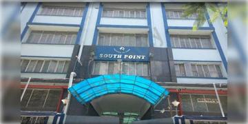 Read more about - ED | সাউথ পয়েন্টে আর্থিক দুর্নীতির অভিযোগে ইডির তদন্ত অভিযান, দুর্নীতির পরিমাণ ১০০ কোটি ছাপিয়ে যেতে পারে বলে অনুমান