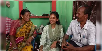 Read more about - Civil Service ।  ইউটিউব দেখেই বাজিমাত! সিভিল সার্ভিস পাশ করলেন ওড়িশার তরুণী