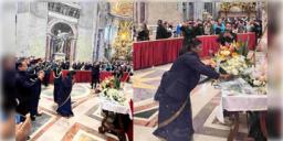 Read more about - Pope Francis | সম্পন্ন হলো পোপ ফ্রান্সিসের শেষকৃত্য, উপস্থিত ছিলেন রাষ্ট্রপতি দ্রৌপদী মুর্মু এবং প্রেসিডেন্ট ট্রাম্প