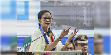 Read more about - SIR-WB | চূড়ান্ত লিস্টে নাম 'বিচারাধীন', আতঙ্কে মৃত্যু ৩ ভোটারের, শুক্রে ফের ধর্নায় মমতা