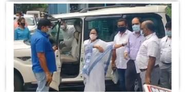 Read more about - এসএসকেএম হাসপাতালে স্বাস্থ্য–বৈঠকের আয়োজন করলেন মুখ্যমন্ত্রী মমতা বন্দ্যোপাধ্যায়