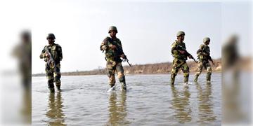 Read more about - India-Bangladesh | নদীভাঙনের কারণে ভারতের অধীনে চলে আসা ২০০ একর জমি ফেরত দেওয়া হবে বাংলাদেশকে