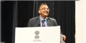 Read more about - আমলা মহলে প্রবল জল্পনা! সময়ের আগেই ইস্তফা প্রধানমন্ত্রীর শীর্ষ আমলার