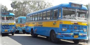 Read more about - তিনদিনের বাস স্ট্রাইক ঠেকাতে বৈঠকে পরিবহন দফতর, দাবি 'ন্যূনতম ভাড়া ১৪ টাকাই করতে হবে'