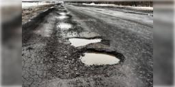 Read more about - Kolkata Roads | বর্ষায় বেহাল রাস্তার মেরামত করতে  ১৮ কোটি টাকা বরাদ্দ রাজ্য সরকারের!
