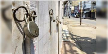 Read more about - মধ্যপ্রদেশের তিন শহরে লকডাউন, লকডাউন পর্বে ছাড় দেওয়া হয়েছে অত্যাবশ্যক পরিষেবাগুলি