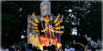 Read more about - 2023 Durga Puja Carnival | কার্নিভালে অংশ নেবে ১০৪টি পুজো কমিটি! 'ক্রেজ' সামলাতে হিমশিম! তুঙ্গে শেষ মুহূর্তের প্রস্তুতি!