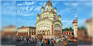 Read more about - Dakshineswar Kali Temple । ১৭০ বছরের রীতি মেনে এবারও পুজো হবে মা ভবতারিণীর, আজ থেকেই দক্ষিনেশ্বরে নামছে ভক্তদের ঢল