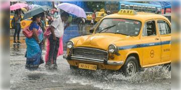 Read more about - গরমের অস্বস্তি দূর করতে পরপর দুদিন বৃষ্টি নামবে কলকাতায়, ঝোড়ো হাওয়া বইবে প্রবল বেগে