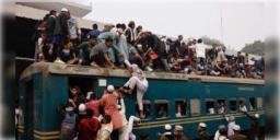 Read more about - Bangladesh Violence | ৪৮ ঘণ্টায় ৭৩ ধর্ষণ! ২ ঘন্টায় ৮৩ টি ডাকাতি! পর পর অপরাধ নৈরাজ্যের বাংলাদেশে!