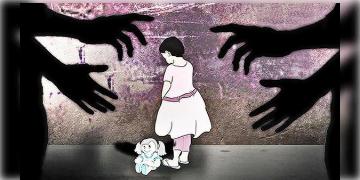 Read more about - Tamilnadu | শিক্ষকদের কাছেও নিরাপদ নয় শিশু! স্কুলেই ছাত্রীকে ধর্ষণের অভিযোগ তিন শিক্ষকের বিরুদ্ধে!