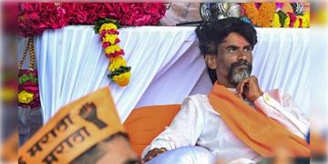 Read more about - Manoj Jarange | অবশেষে নতজানু মহারাষ্ট্র সরকার, মারাঠা আন্দোলন প্রত্যাহার মনোজ জারাঙ্গের