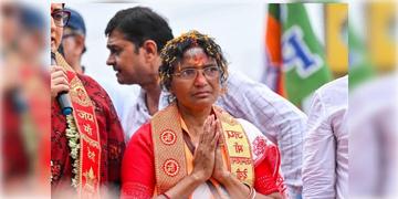 Read more about - RG Kar Case | আর জি কর মামলায় তৎকালীন বিধায়ক সহ তিনজনের গ্রেপ্তারি চেয়ে আদালতের দ্বারস্থ পানিহাটির নয়া বিধায়ক