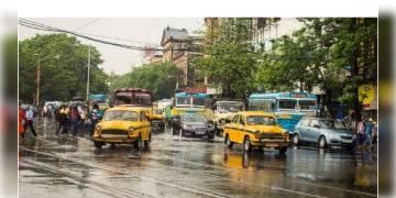 Read more about - মহাষষ্ঠীতে মহানগরে বৃষ্টির চোখ রাঙানি, আর্দ্রতার দাপটে গুমোট গরম বাড়ছে