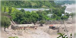 Read more about - Nepal Flood Update | রাতারাতি তিব্বত-নেপাল সীমান্তে নতুন হ্রদ! ৭২ ঘণ্টার মধ্যেই ফেটে যেতে পারে- সতর্ক করলো চিন