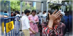 Read more about - SSC | ৩১ অগস্টের মধ্যে নিয়োগ সম্পূর্ণ হচ্ছে না, ২৬০০০ চাকরির বিষয়ে কী জানালো এসএসসি!