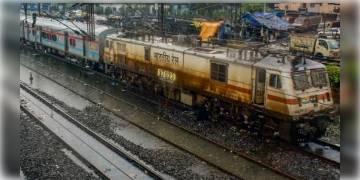 Read more about - পূর্ব-মধ্য রেলে নির্মাণ কার্যের জেরে একাধিক ট্রেন বাতিল করল পূর্ব রেল