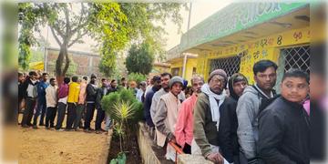 Read more about - Maharashtra Election | মহারাষ্ট্র বিধানসভা নির্বাচনে এগিয়ে কে? কী বলছে বুথ ফেরত সমীক্ষা?