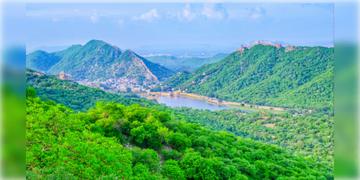 Read more about - Aravalli Region | “৯০ শতাংশ আরাবল্লী সুরক্ষিত থাকবে”, বিতর্ক বাড়তেই সাফাই কেন্দ্রের!