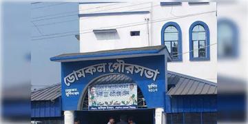 Read more about - Domkol | আবাস যোজনার ঘর বরাদ্দ হয়েছিল, অথচ ঢোকেনি টাকা, দুর্নীতি ফাঁস ডোমকলে!