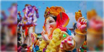 Read more about - Ganesh Chaturthi | বাংলার সংস্কৃতিতে গণেশ পুজো, ঐতিহ্য থেকে সার্বজনীন মহোৎসব!