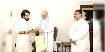 Read more about - Amit Shah-Prosenjit | শাহী সাক্ষাৎ অভিনেতা প্রসেনজিৎ চট্টোপাধ্যায়ের! এক্স হ্যান্ডেলে কী লিখলেন স্বরাষ্ট্রমন্ত্রী?